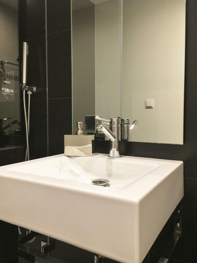 Lisbon Finestay Bica Apartment Exteriör bild